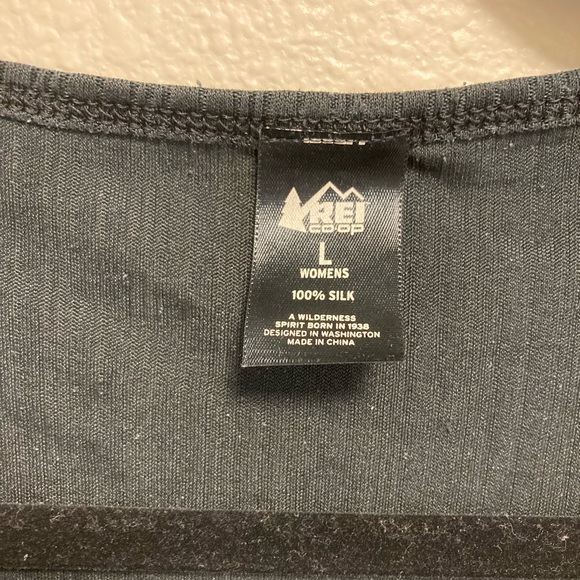 COPY - REI thermal layer - Picture 2 of 3